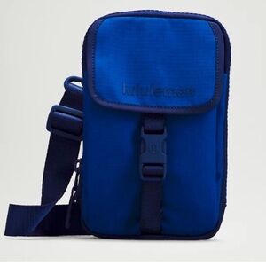 Lululemon Zip Top Crossbody